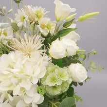 Load image into Gallery viewer, Ivory Poem