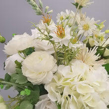 Load image into Gallery viewer, Ivory Poem