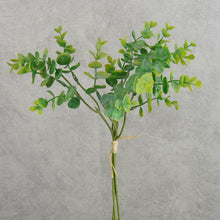 Load image into Gallery viewer, Eucalyptus Greenery Heart-Shape Leave 34cm
