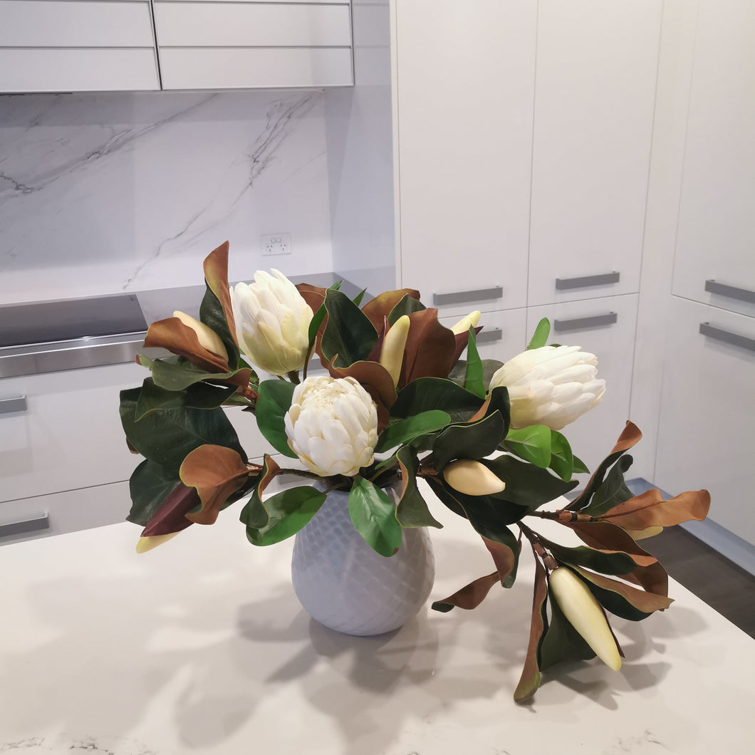 Magnolia Sculpt