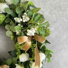 Load image into Gallery viewer, Christmas Wreath White
