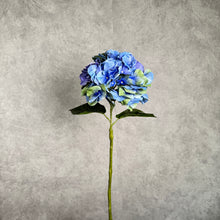 Load image into Gallery viewer, Vari Blue Hydrangea Real Touch 63cm
