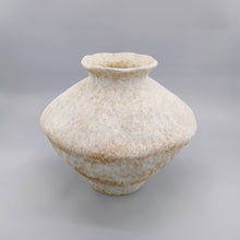 Load image into Gallery viewer, Handmade Rustic Ceramic Vase VASEC001
