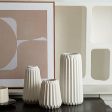 Load image into Gallery viewer, Vase 3 Sets Ceramic White VASE022

