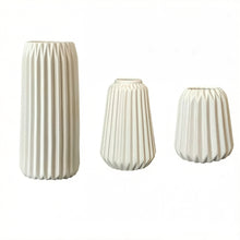Load image into Gallery viewer, Vase 3 Sets Ceramic White VASE022
