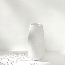 Load image into Gallery viewer, Vase Water Drop Shaped Ceramic white Textured VASE027
