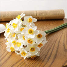 Load image into Gallery viewer, Narcissus Daffodils Artificial Silk Flower Bunch White NARCI001
