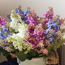 Load image into Gallery viewer, Lilac Artificial Silk Flowers 71cm Stem Blue LILAC002
